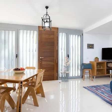 Home2book Cozy & Relax House In Gueimar, Terraces